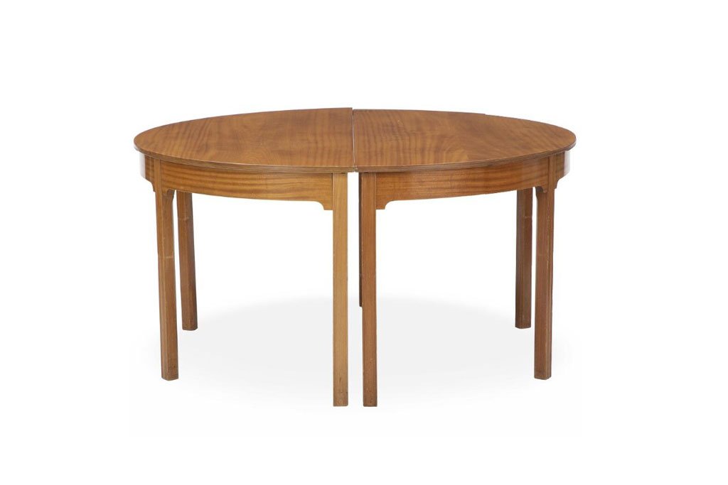 Circular table by Kaare Klint, solid mahogany