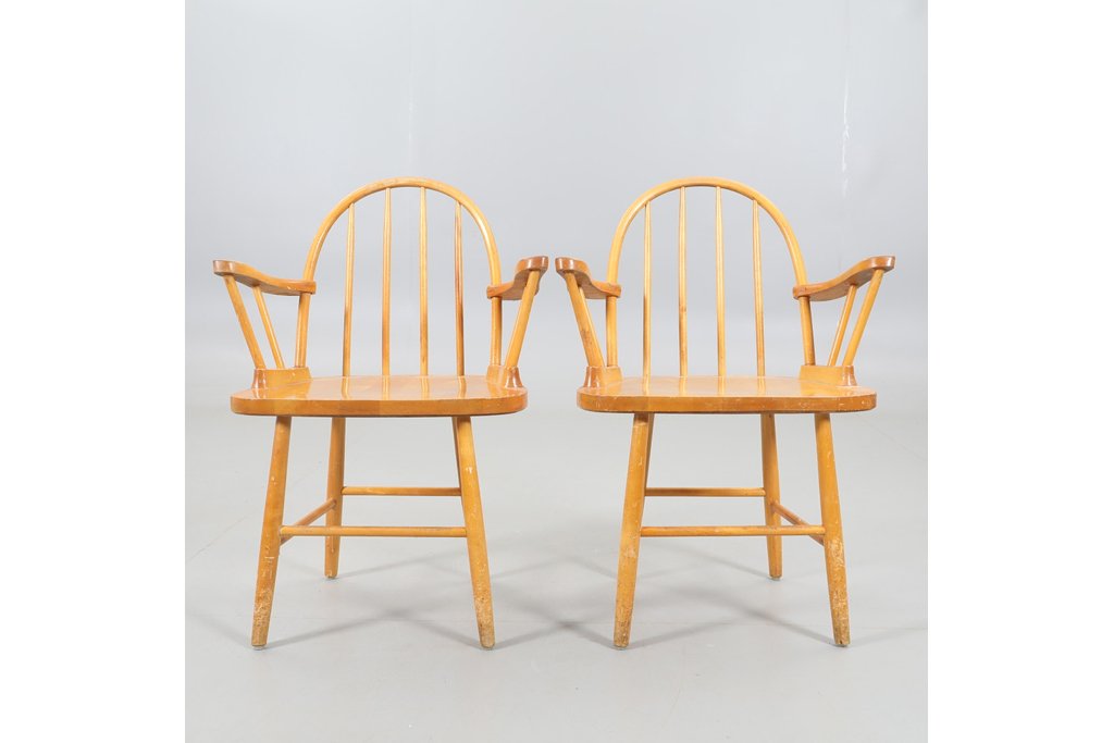 Set of 2 chairs "Ingrid /Marianne" by Gustav Axel Berg, 1940, produced by Tallasens Fabriker