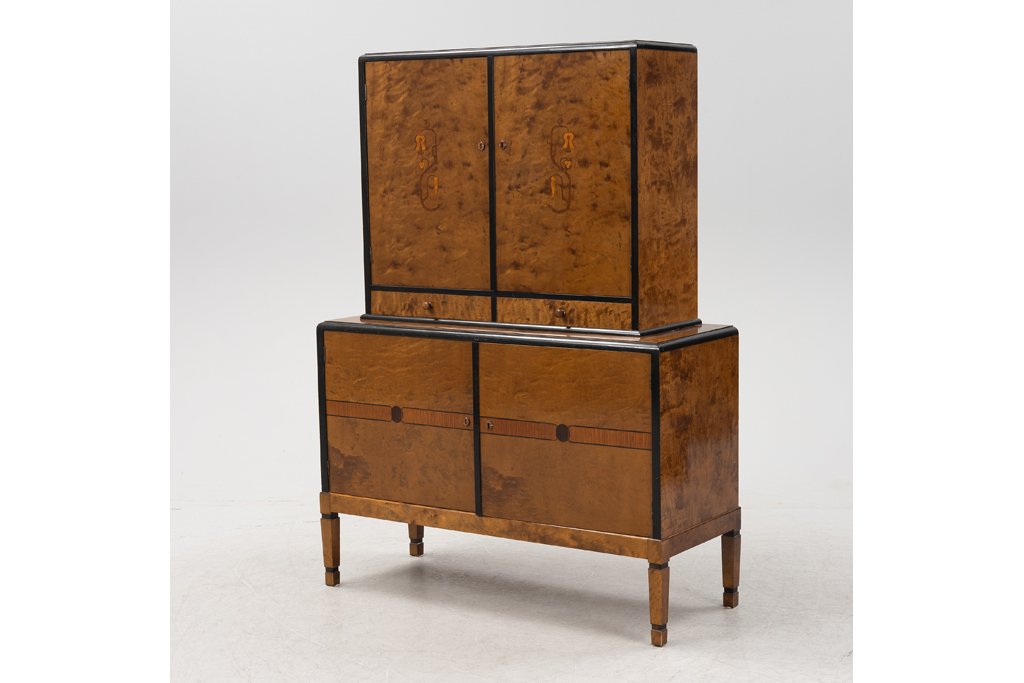 Cabinet, 1930, flamed birch, 121x47cm h: 165cm