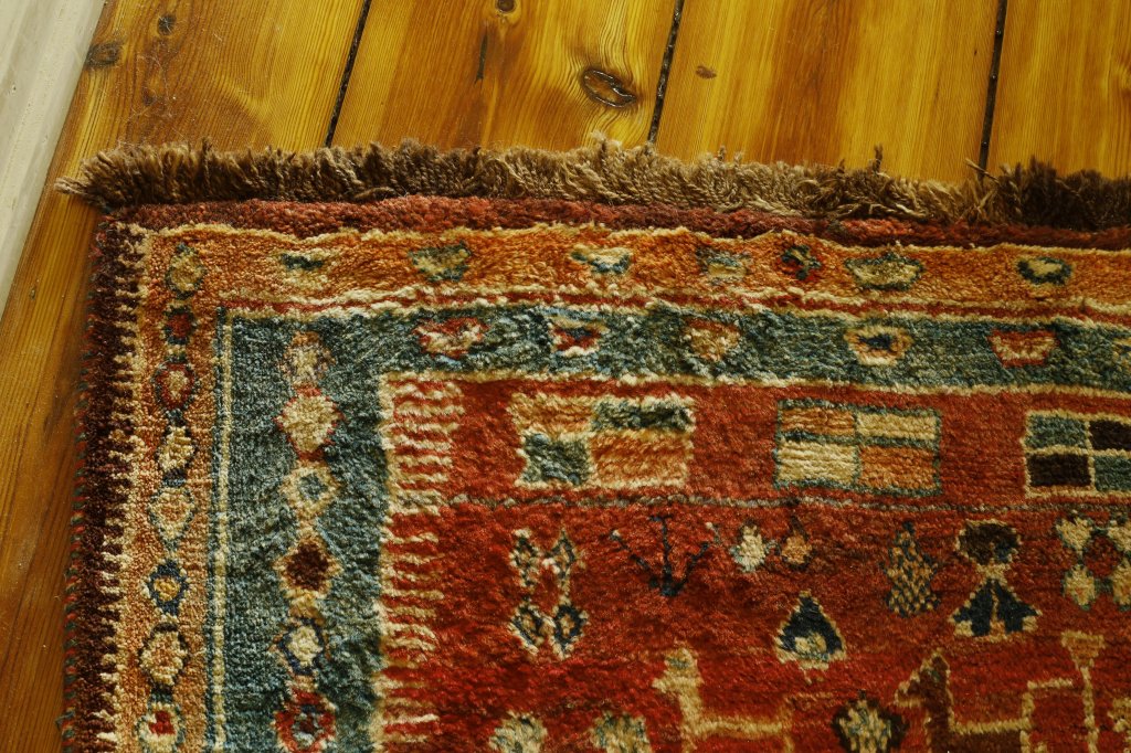 Lila Valadan — Antique carpet collection